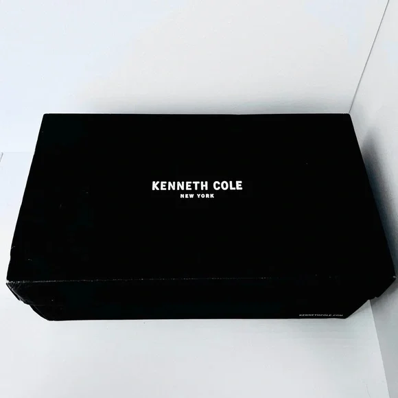 KENNETH COLE NEW YORK — BLACK, BROCK LEATHER SLIP-ON LOAFER, SIZE MENS US 8.5M - Picture 16 of 16